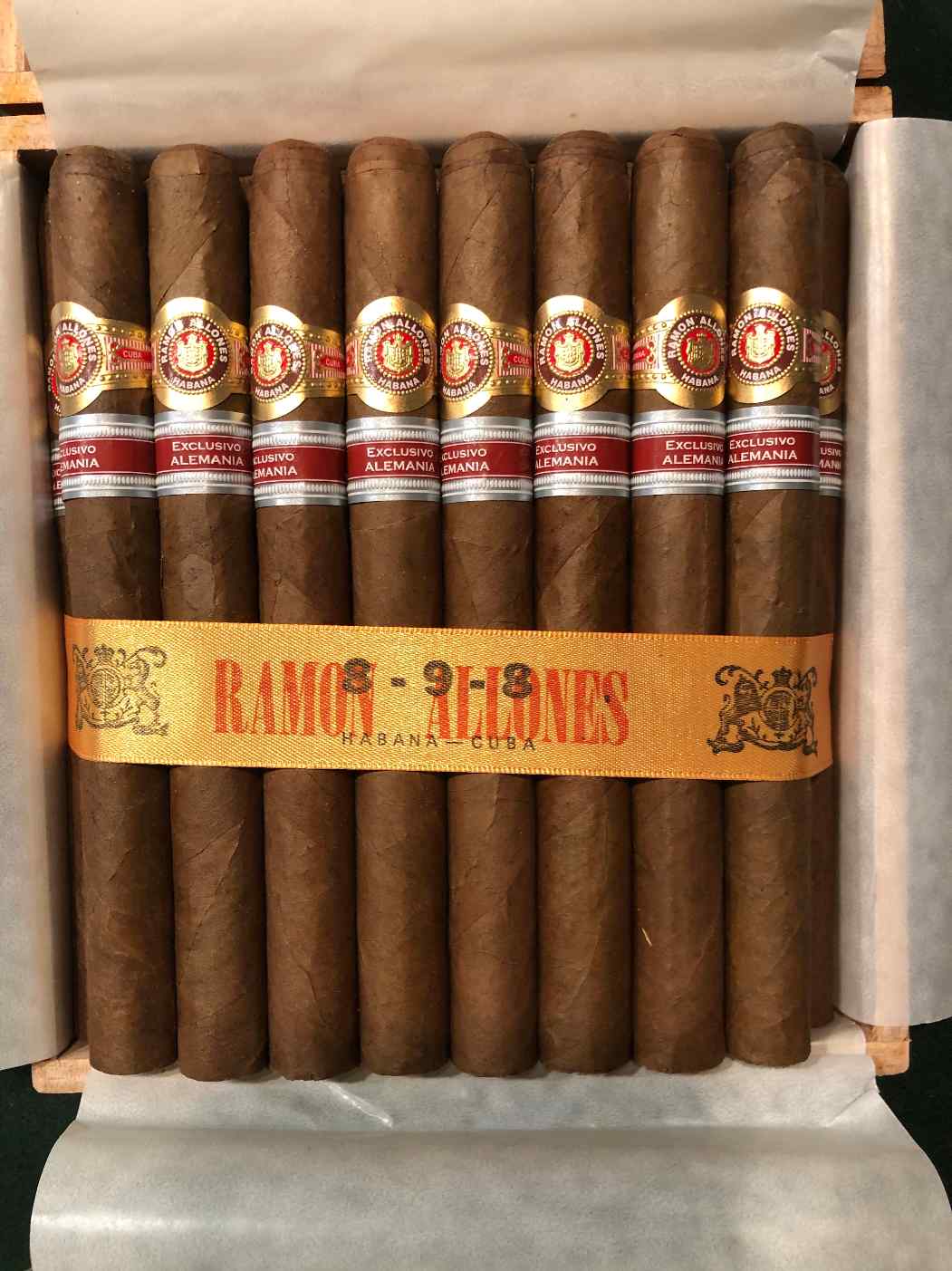 Ramón Allones 8-9-8 2015