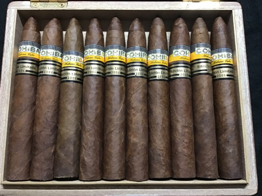 Cohiba Pirámides 2006